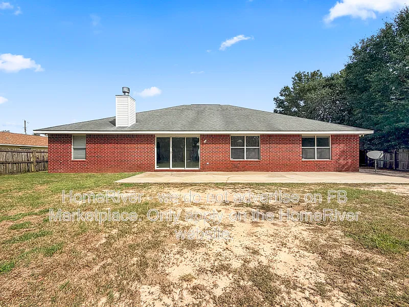 4 bed, 3.0 bath, 2724 sqft, $2,545 — Photo 4