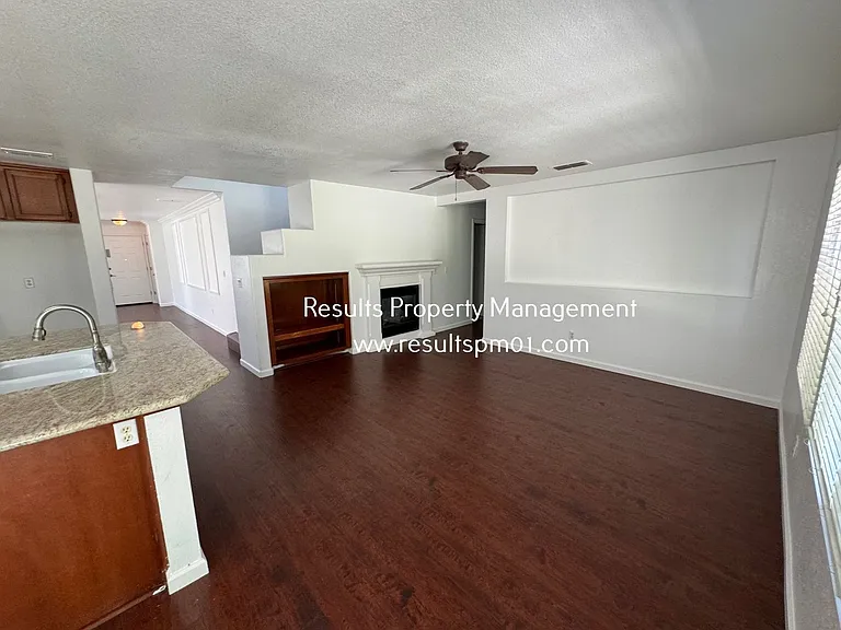 1816 Stonecrest Dr — Photo 4