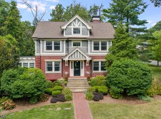 1 Kermit Rd, Maplewood, NJ 07040