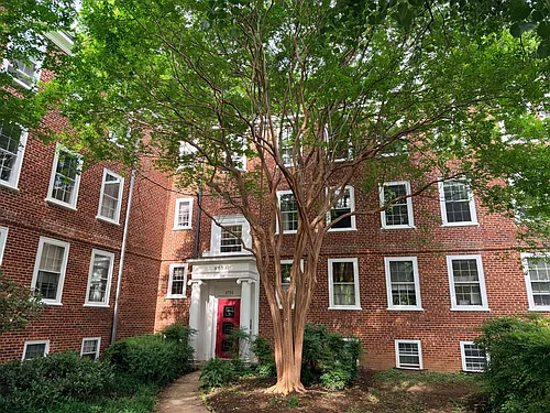 3731 39th St NW #B200 Photo 1