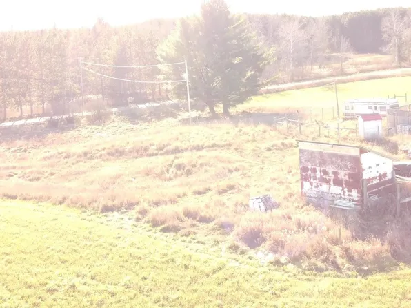 586 W Valley Rd, West Branch, MI 48661