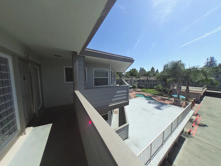 22 Coleman Pl #17 — Photo 15