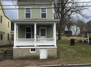 33 Chestnut St, Cressona, PA 17929
