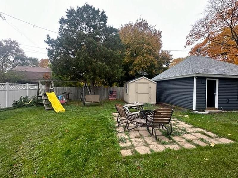 219 Woodworth St, Bad Axe, MI 48413 Zillow