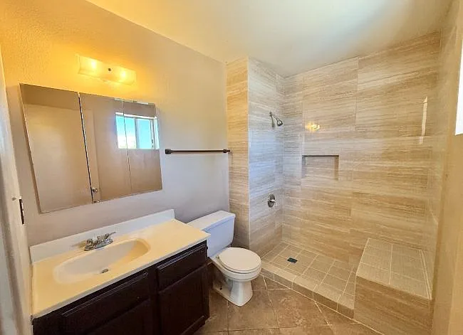 4546 W 18th Pl — Photo 5