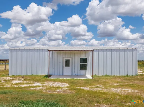 171 Daniel Dr, Bertram, TX 78605