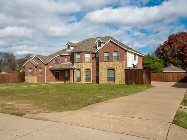 5182 Carlton Pkwy, Waxahachie, TX 75165
