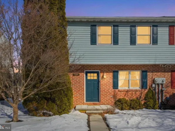 794 Barrett St, Hanover, PA 17331