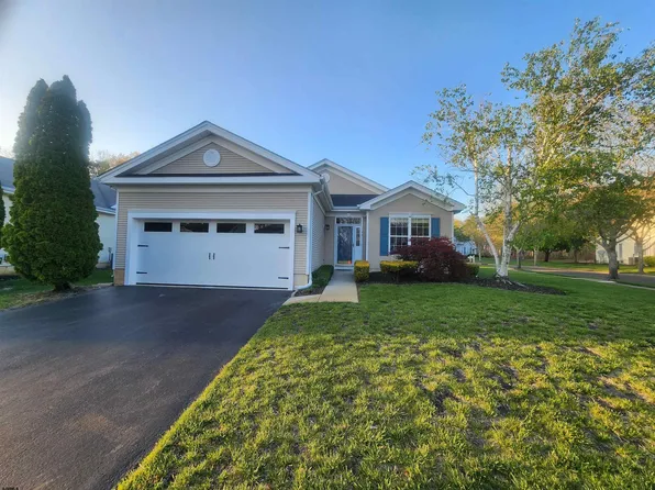 180 Southampton Dr, Galloway, NJ 08205