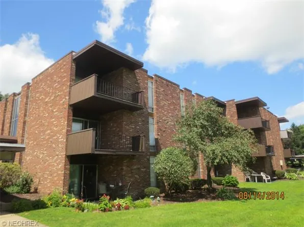 2540 N Rd Ne Riv Unit C8, Warren, OH 44483