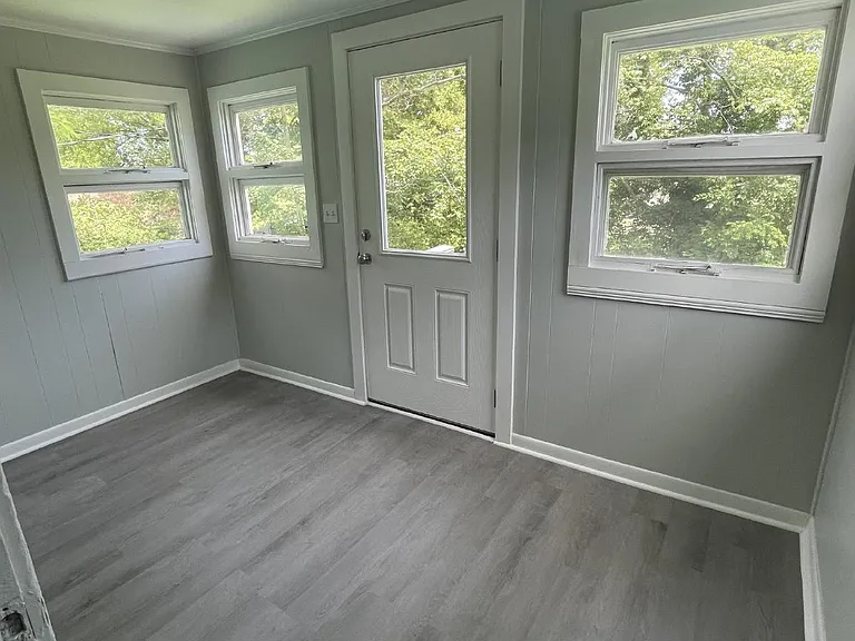 112 Elm St #C — Photo 4