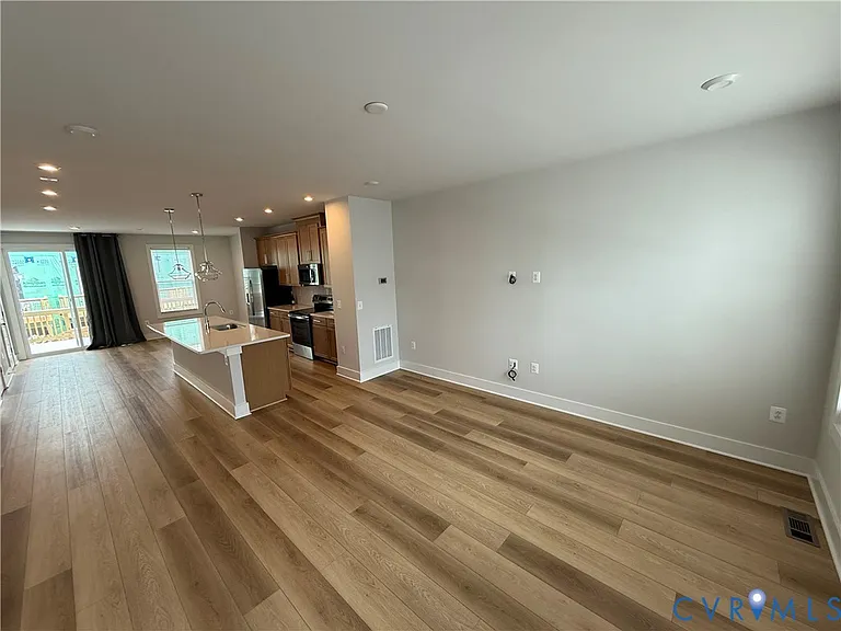 10137 Blue Wing Lane Gln — Photo 8