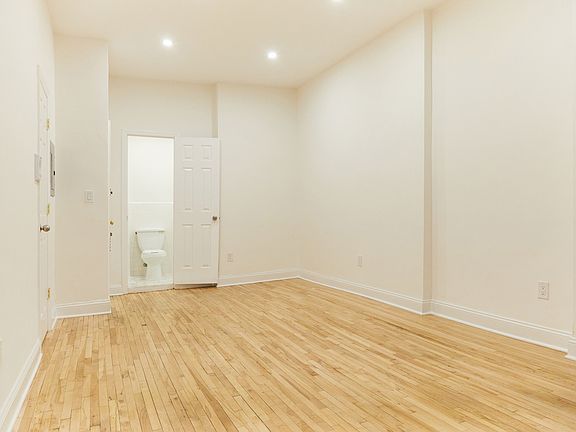 3rd image of 416 E 78th St APT 2