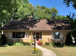 1428 N 21st St, Manitowoc, WI 54220