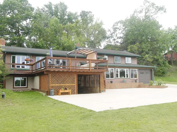 W192 Riverview Drive, Montello, WI 53949