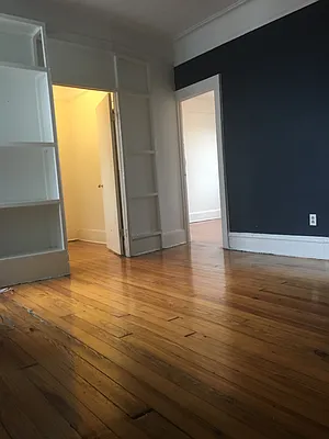 Rented by Metro Prop NY Corp | media 21