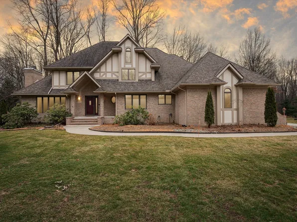 34029 Jesica Ln, New Boston, MI 48164