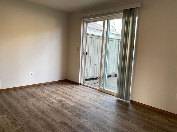 5th image of 8715 63rd Ave SW