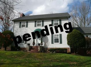 328 Beechwood Dr, Burns, TN 37029
