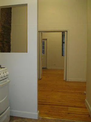 Rented by Tower Brokerage | media 20