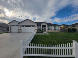 3606 Cook Ln, Pasco, WA 99301