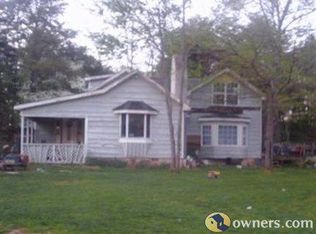 732 Hulon Howard Rd, Landrum, SC 29356