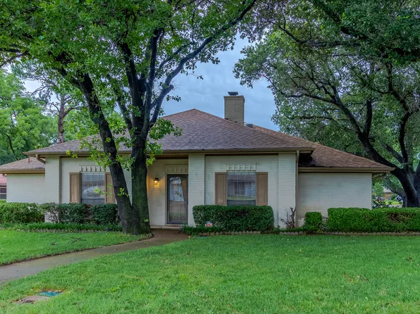 2507 Radcliffe Dr, Arlington, TX 76012