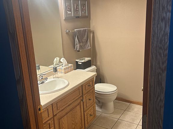 3rd image of 698 Mighty Acres Dr