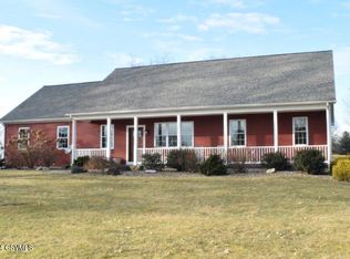 229 Harveys Ln, Milton, PA 17847