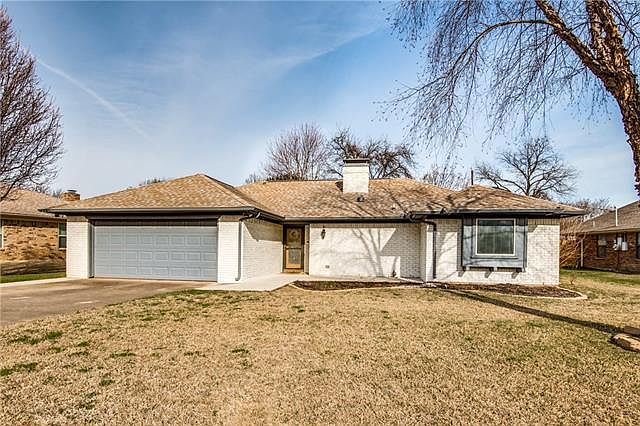1st image of 312 Stratford Dr