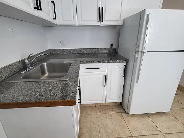 1324 Addison St #1 — Photo 6