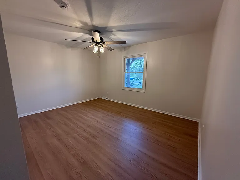1951 Ridgewood Ave SE #1953 — Photo 5