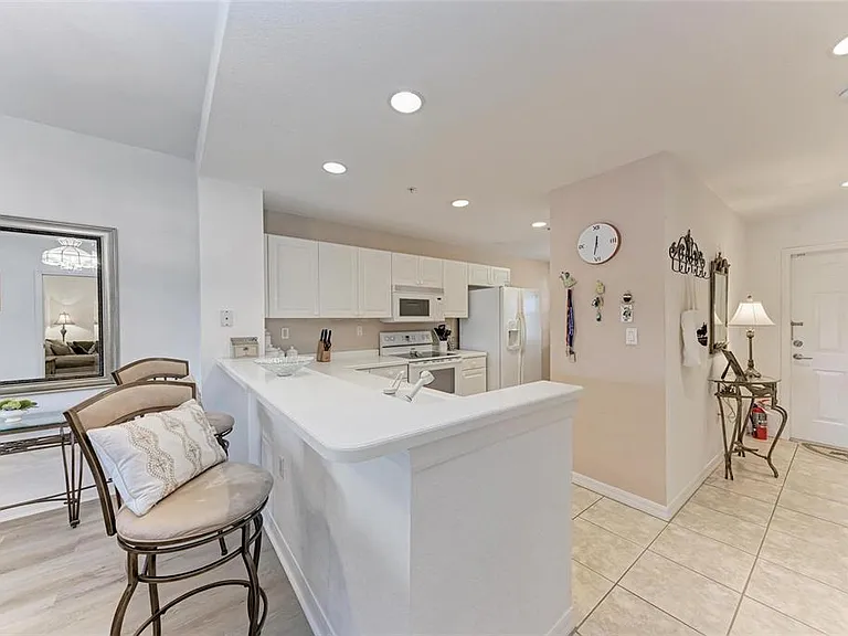 6326 Grand Oak Cir #203 — Photo 13