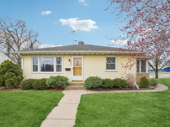462 Park St, Anoka, MN 55303