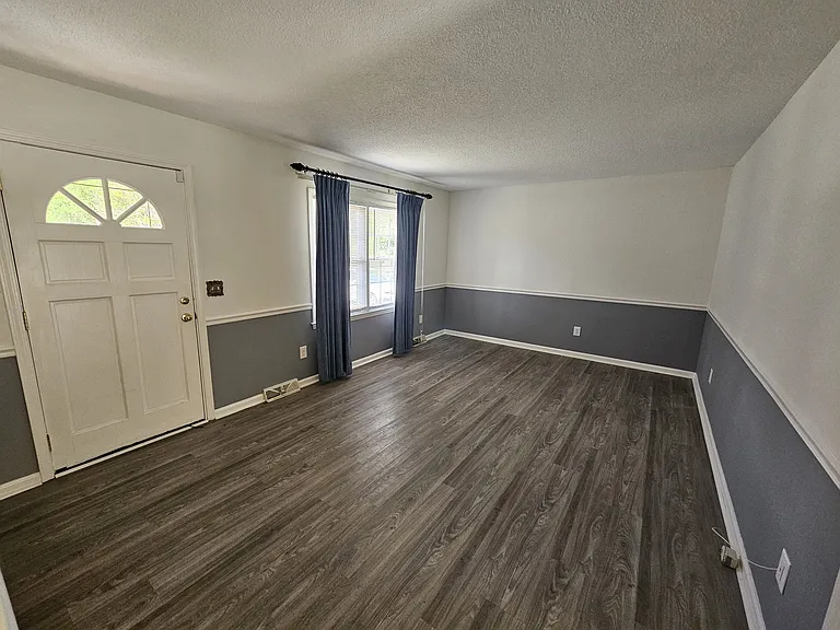 4119 Fairlawn Dr — Photo 4