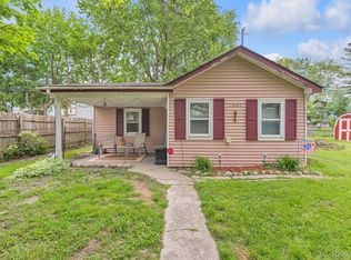 11063 Jackson St, Taylor, MI 48180