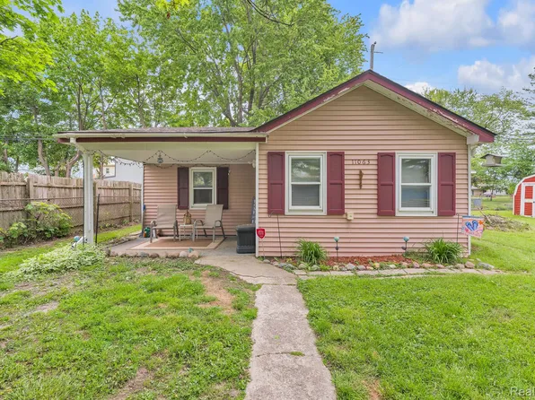 11063 Jackson St, Taylor, MI 48180