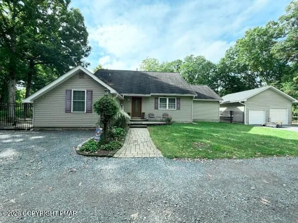5507 Birch Rd, Canadensis, PA 18325