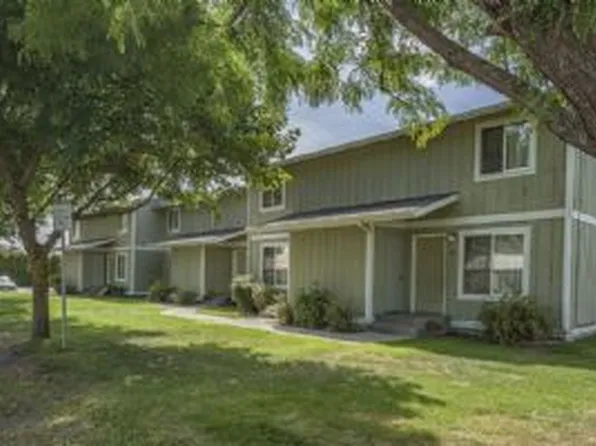 402 S 5th St E #402, Chewelah, WA 99109
