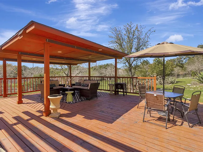 5600 Laguna Cliff Ln — Photo 23