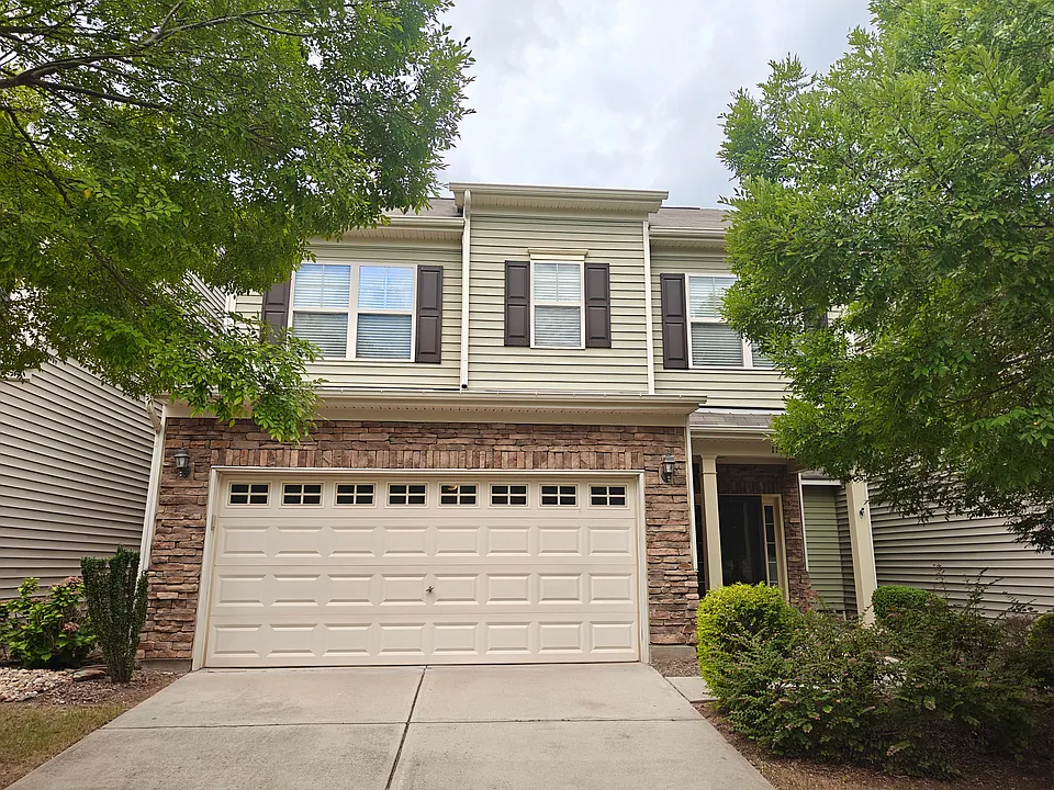114 Torrey Heights Ln