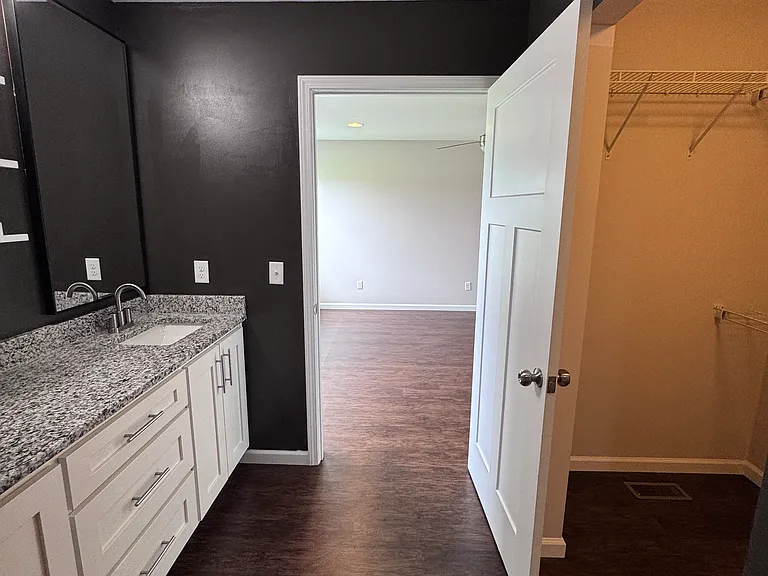 8245 Baxter Rd — Photo 31