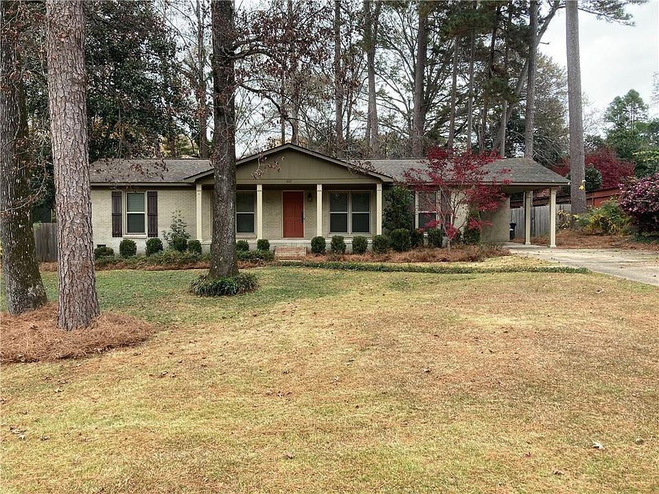1115 E Samford Ave Auburn Al 360 Zillow