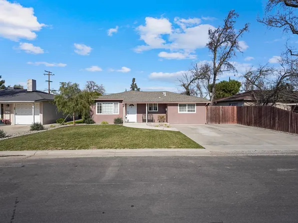 1025 Hawthorne Ave, Modesto, CA 95350