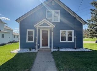 123 N Cedar St, Mabel, MN 55954