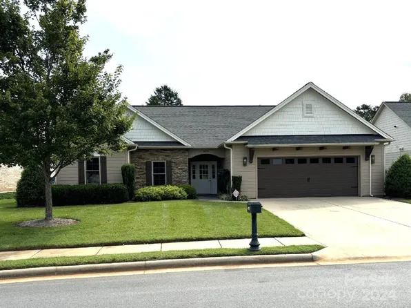 4276 Holly Cir NE, Conover, NC 28613