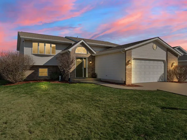 2884 Barberry Dr, Hobart, IN 46342