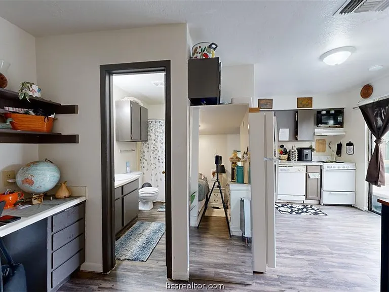 725 Peppertree Dr #22 — Photo 15