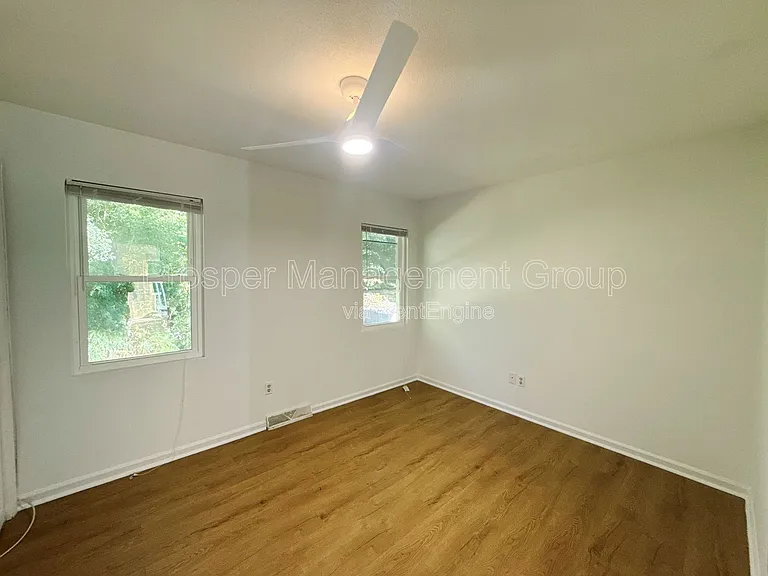 258 Fleming Rd #A — Photo 9