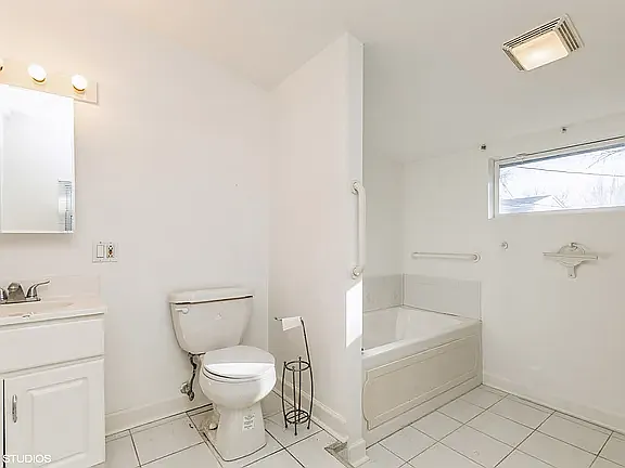 225 S Channel Dr — Photo 10